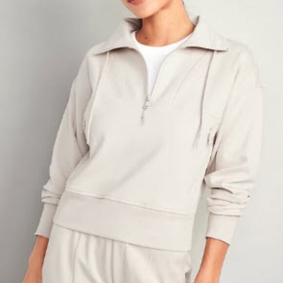 Old Navy Dynamic Fleece Half Zip - Picture 3 of 3